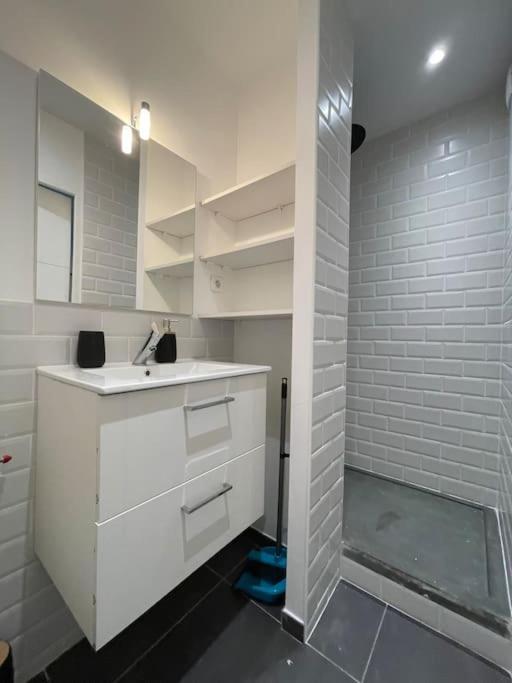 Logement Cosy Cuisine / Terrasse / Bbq 올라이율스 외부 사진
